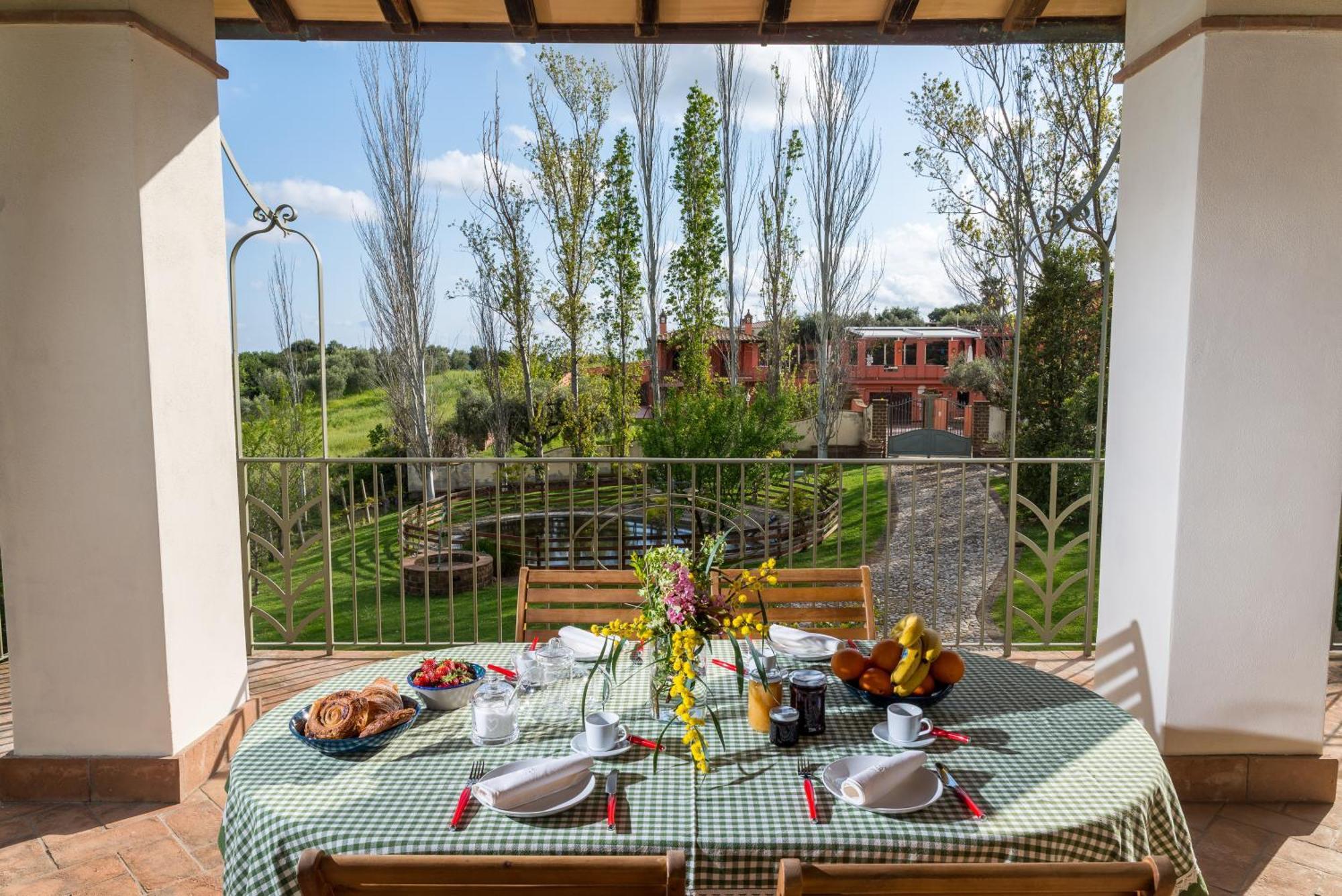 Villa Gli Eucalipti Черветере Экстерьер фото