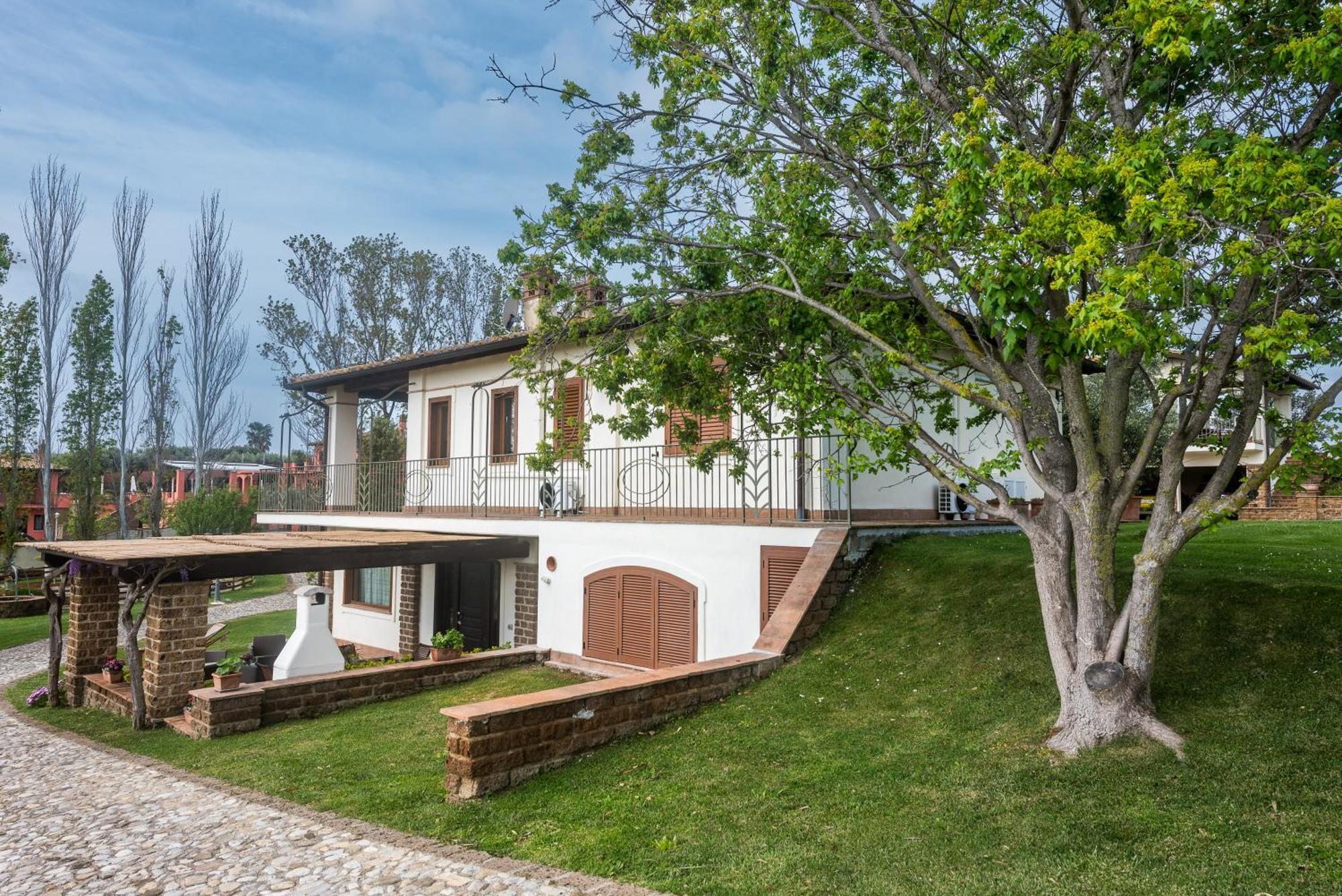 Villa Gli Eucalipti Черветере Экстерьер фото